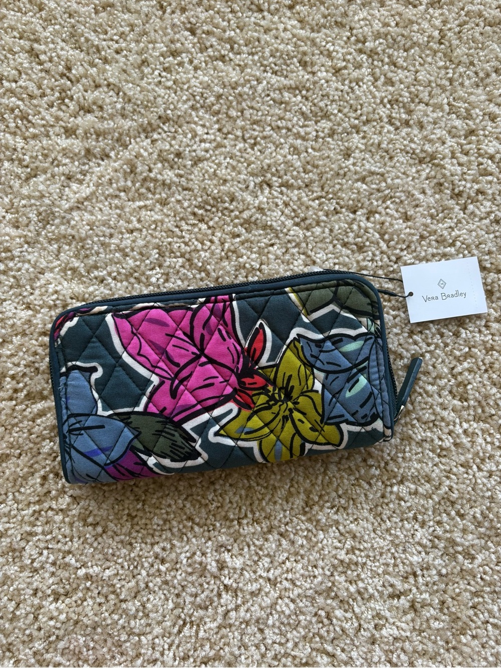 Vera Bradley RFID Georgia Wallet Falling Flowers Floral Zip Around